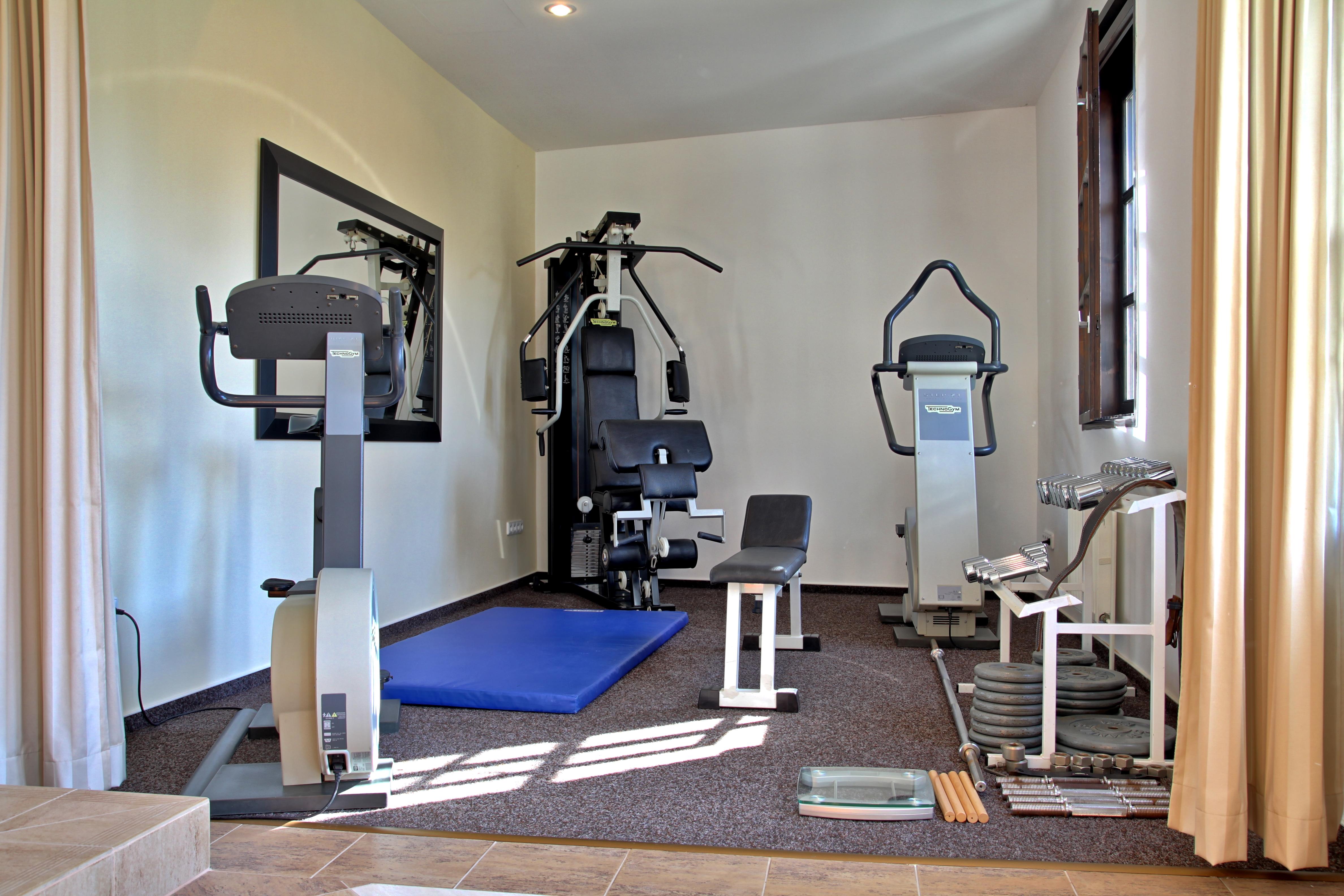 Hotel Ruze Cesky Krumlov Exterior photo A home gym
