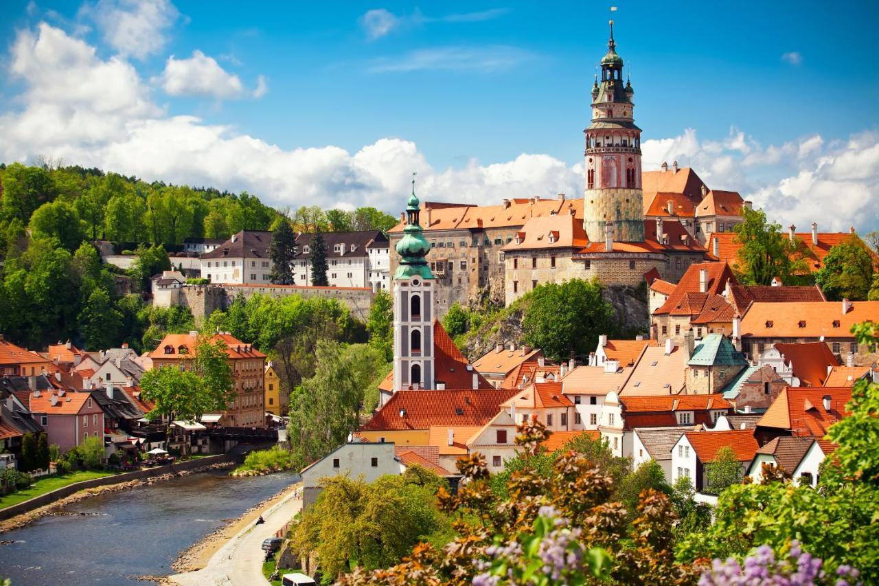 Hotel Ruze Cesky Krumlov Exterior photo The town of Český Krumlov